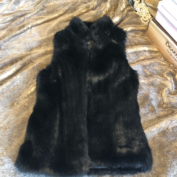 Faux Fur Forever 21 Vest - Picture 6 of 12